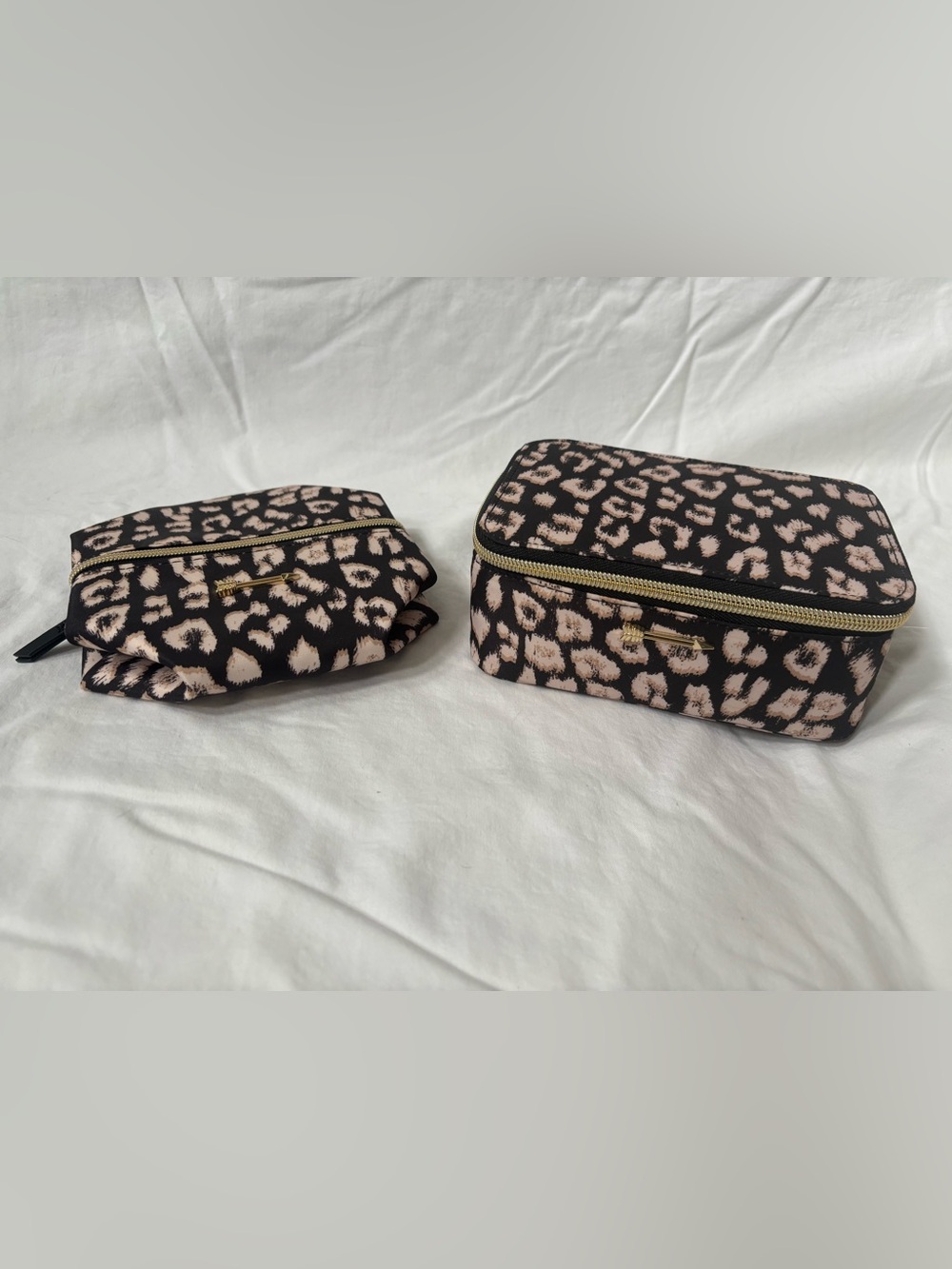 Stella & Dot Set - Leopard Pouf & Matching Jewelry Case